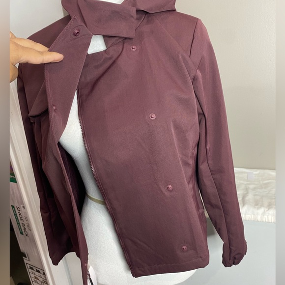 Nike Repel Water Repellent Jacket - Picture 9 of 16